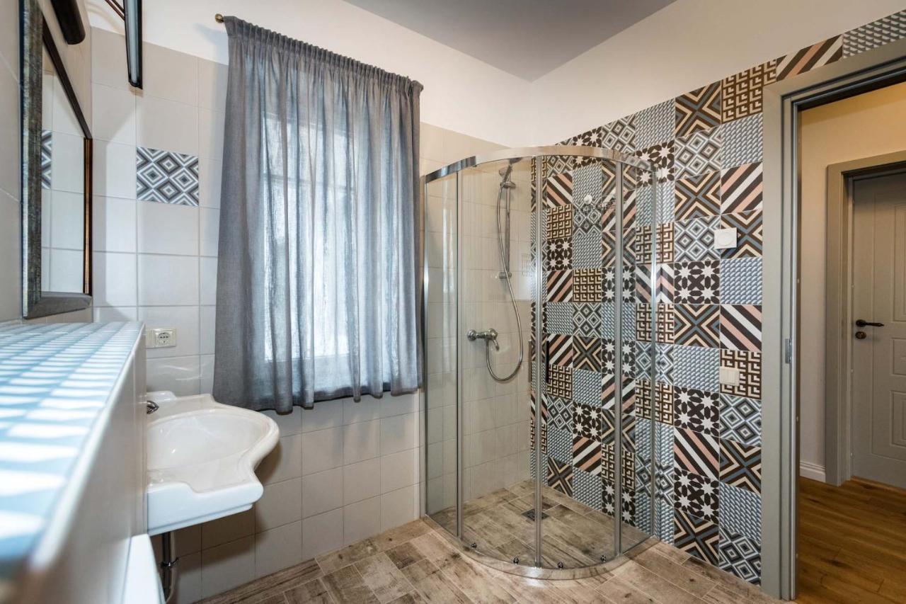 Melnmuize Appartement Karklė Buitenkant foto