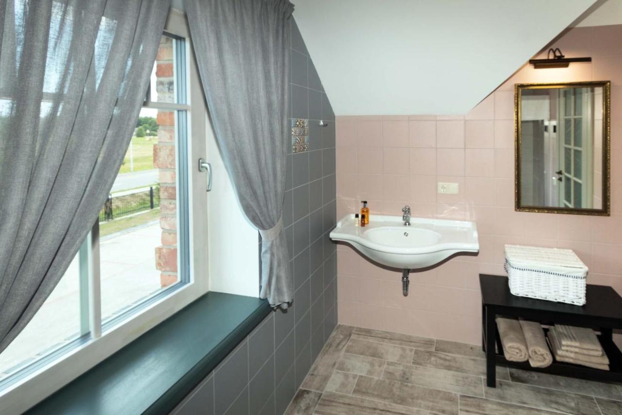 Melnmuize Appartement Karklė Buitenkant foto