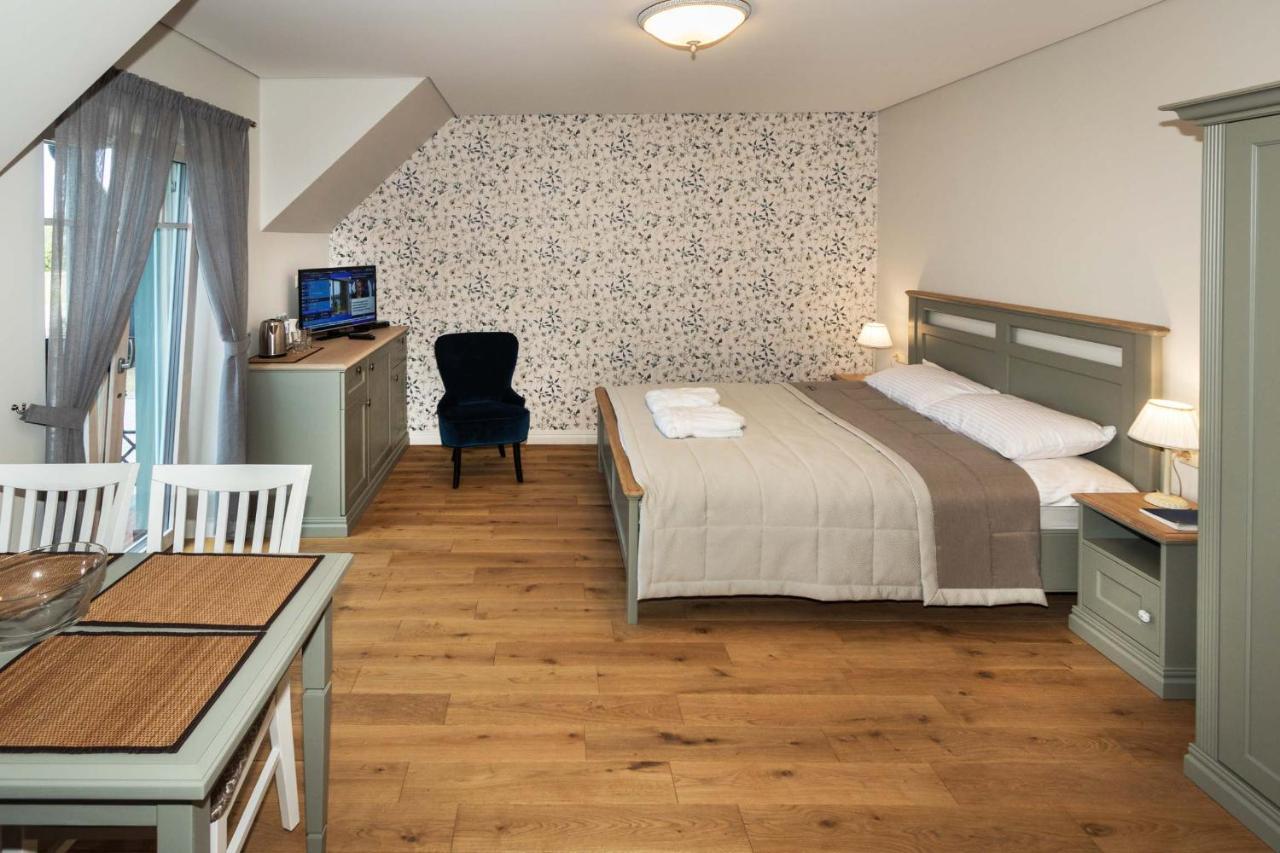 Melnmuize Appartement Karklė Buitenkant foto