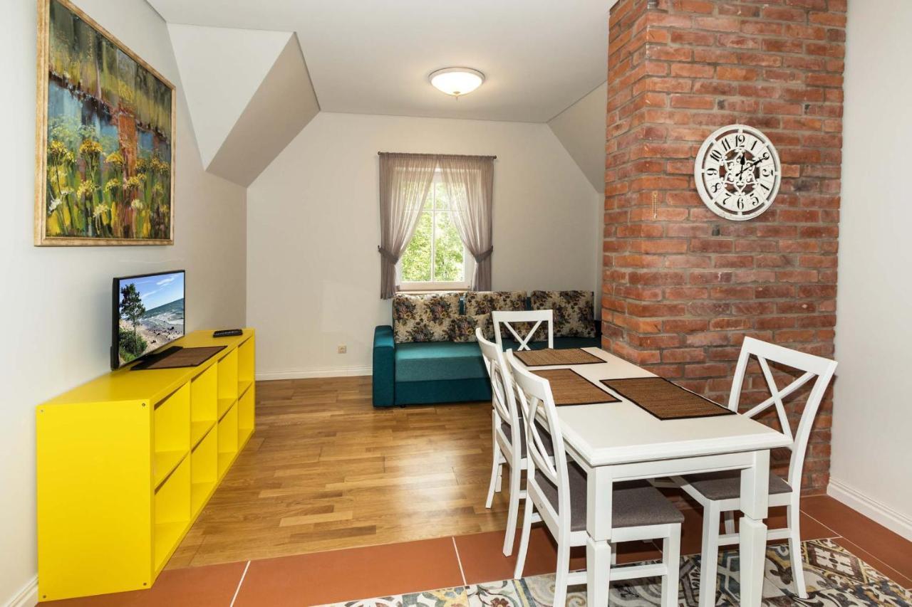 Melnmuize Appartement Karklė Buitenkant foto