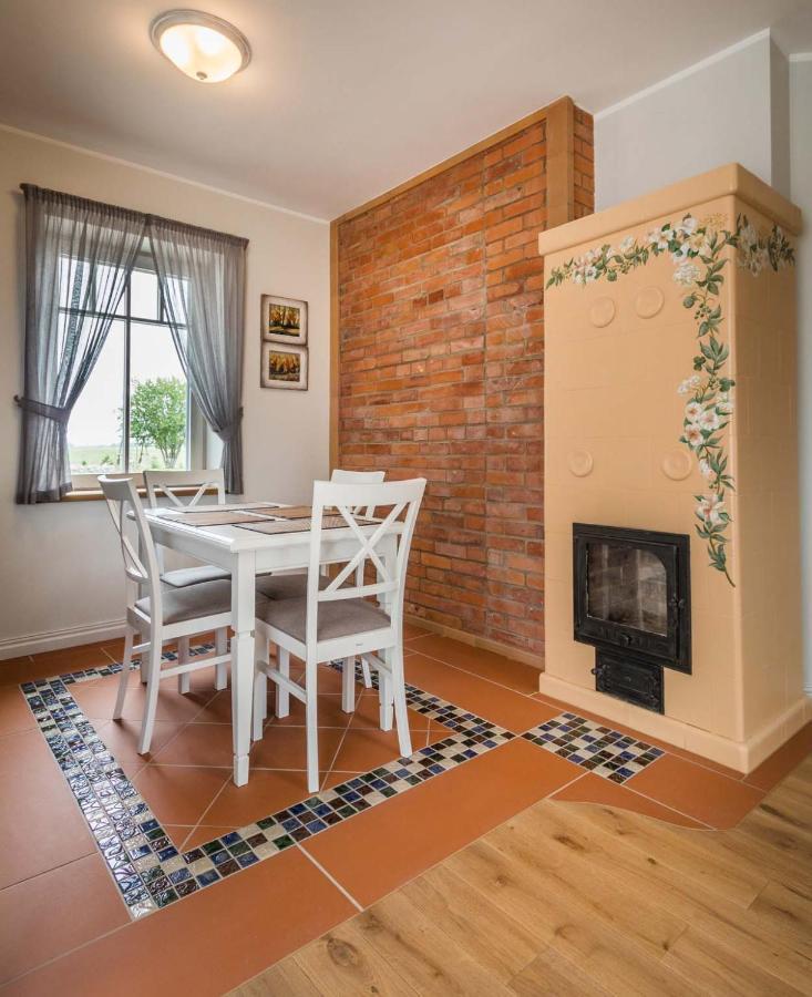 Melnmuize Appartement Karklė Buitenkant foto